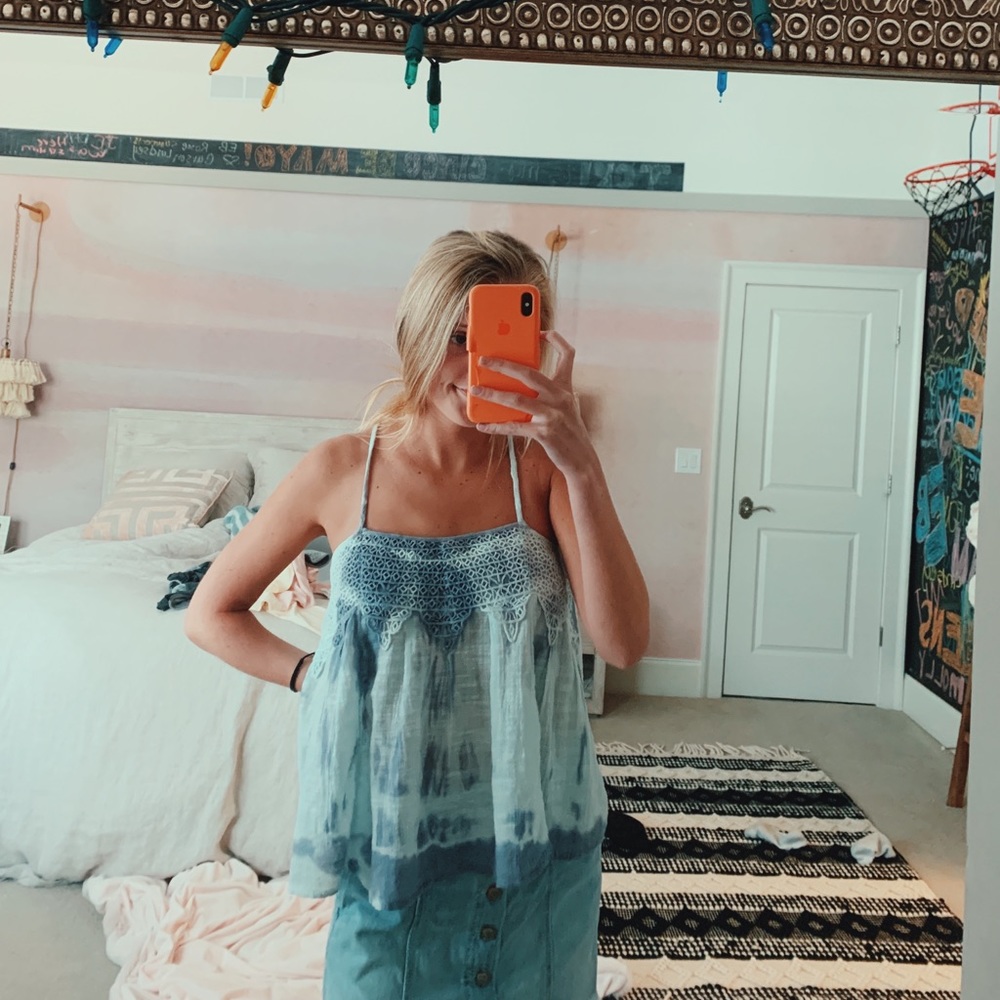 blue tie-dye tank